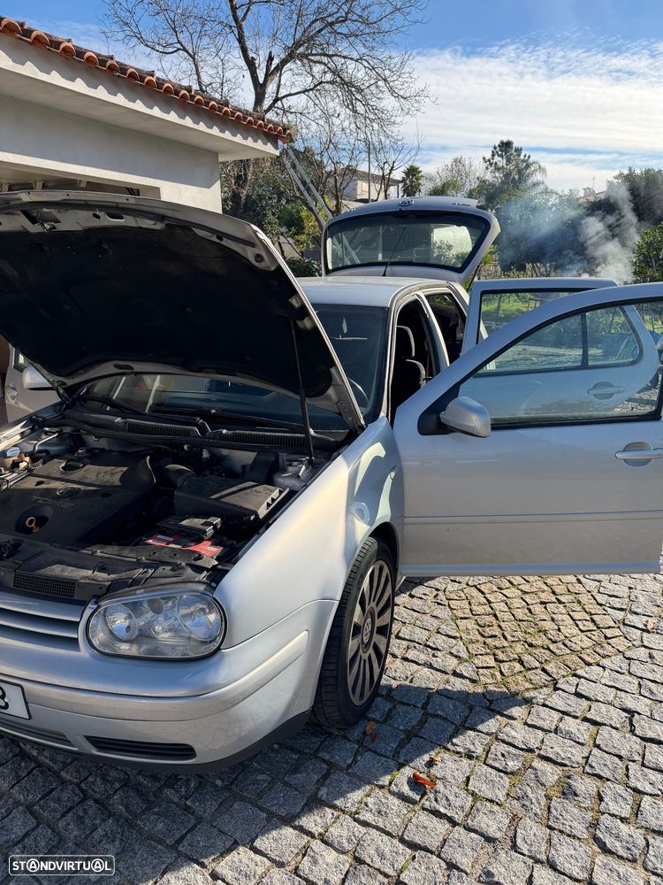 VW Golf 1.9 TDi Highline - 3