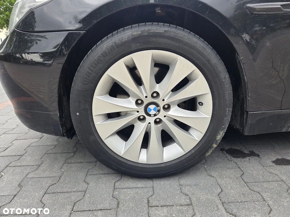 BMW Seria 5 520d - 13