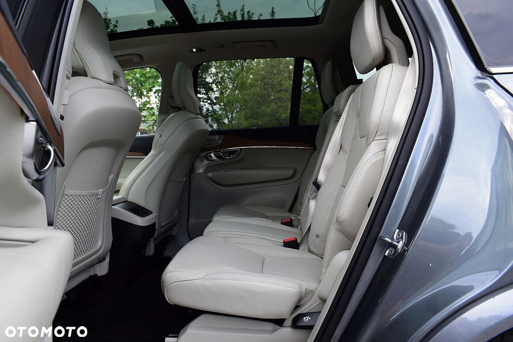 Volvo XC 90 B5 D AWD Inscription 7os - 9