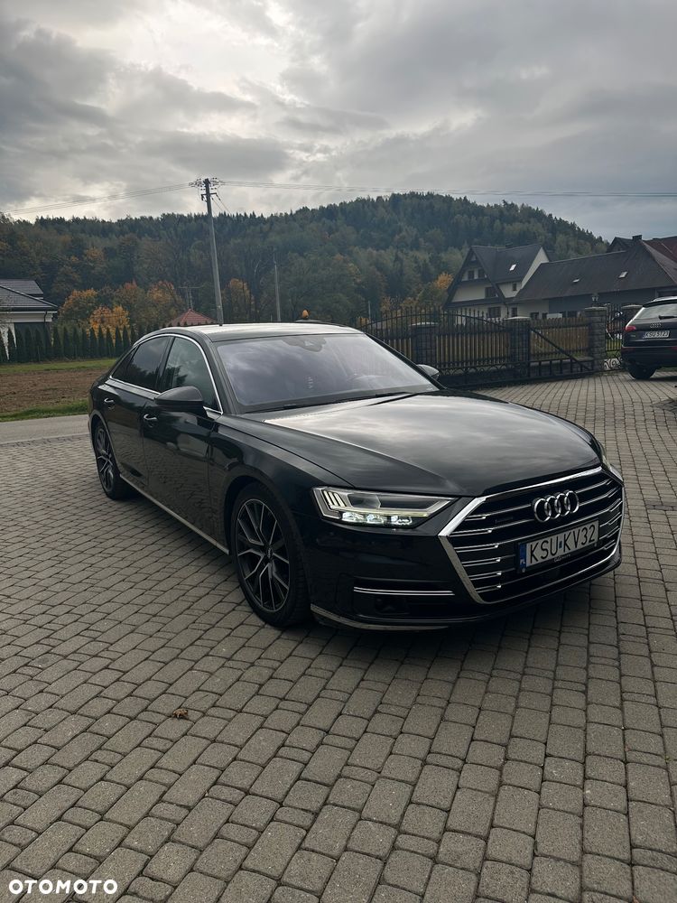 Audi A8 - 1
