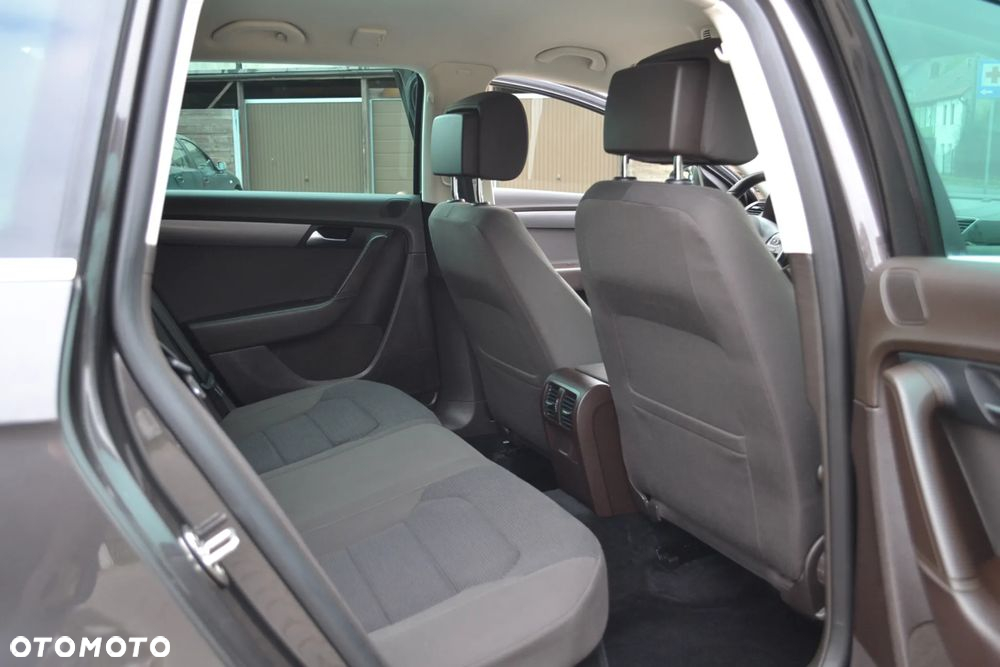 Volkswagen Passat 1.4 TSI Highline - 16