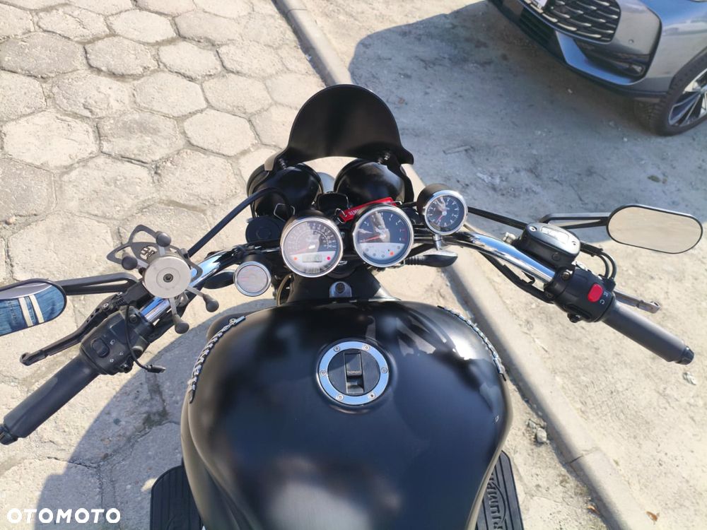 Triumph Rocket - 7