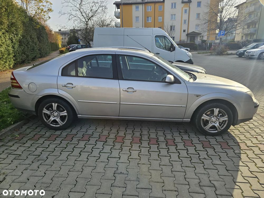 Ford Mondeo 1.8 Trend / Trend+ - 8