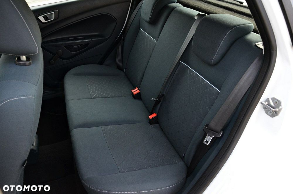 Ford Fiesta 1.25 Silver X Plus 2 EU6 - 10