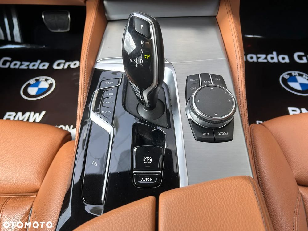 BMW Seria 5 530d xDrive mHEV M Sport sport - 30