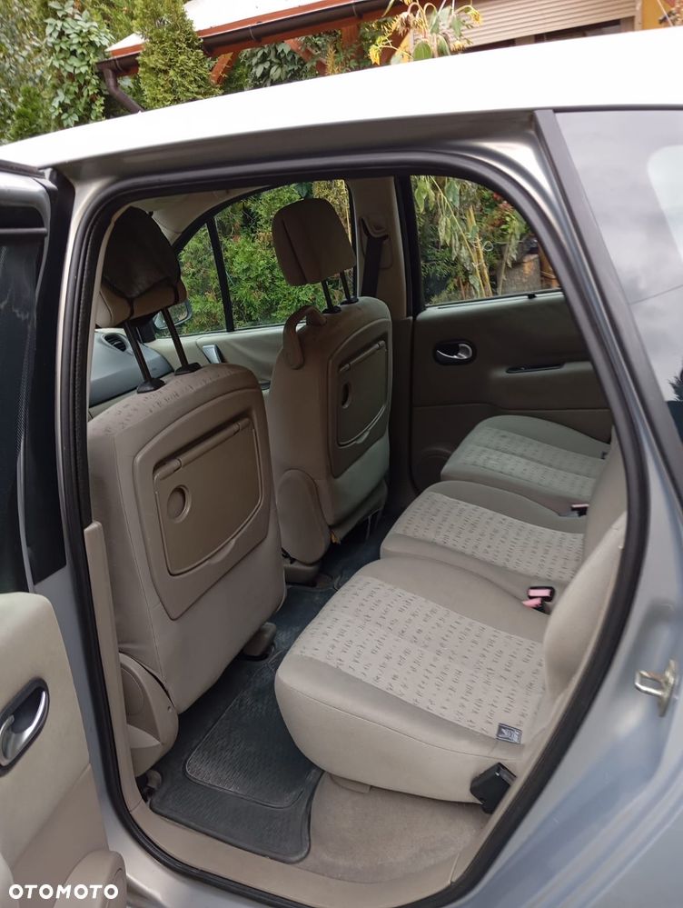 Renault Scenic - 6