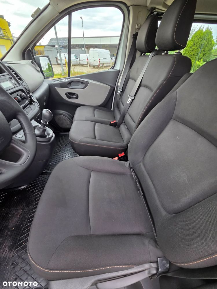 Renault Trafic - 18