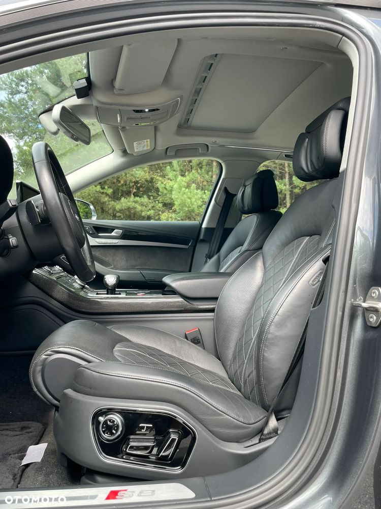 Audi S8 4.0 TFSI Quattro - 24