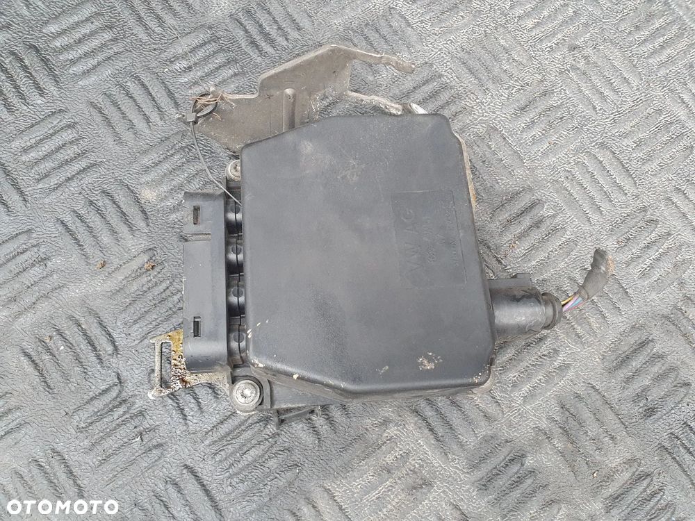 Volkswagen tdi 03C906625 ELEKTROZAWÓR PASSAT B6 TDI - 1
