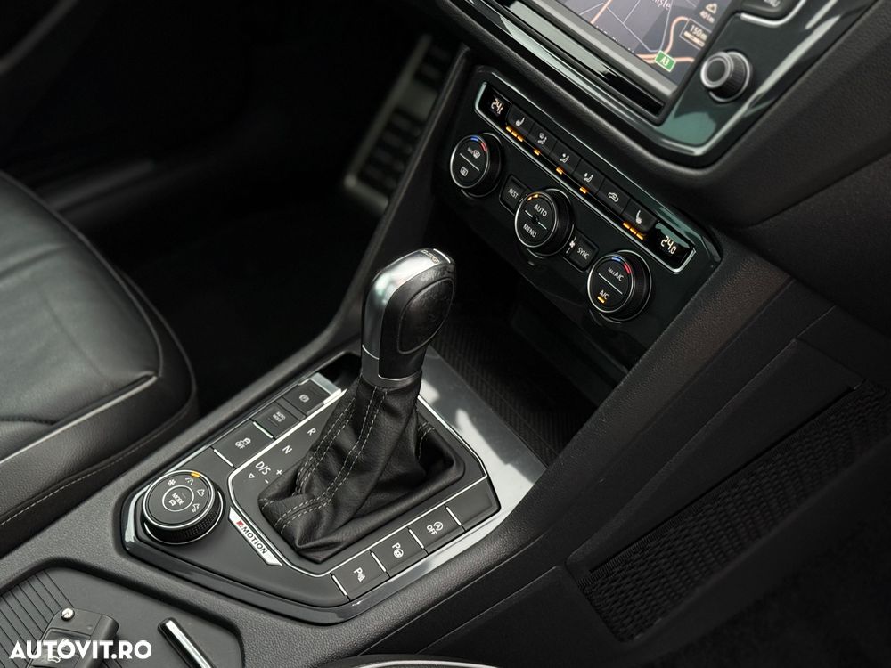 Volkswagen Tiguan 2.0 TDI SCR 4MOTION DSG Highline - 37