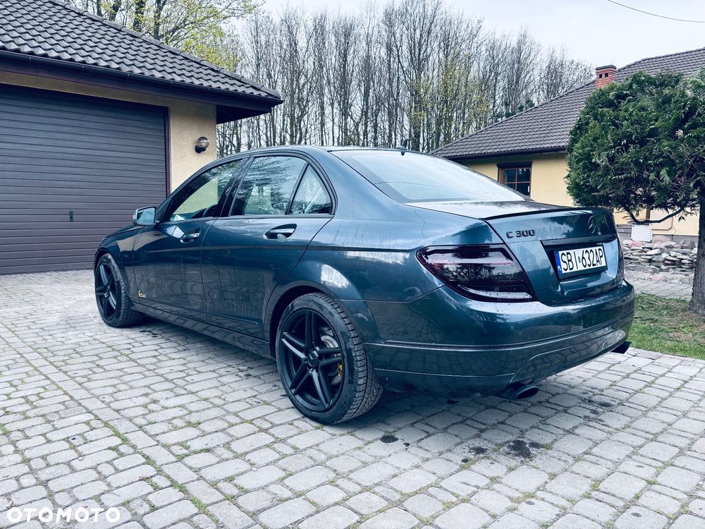 Mercedes-Benz Klasa C 300 7G-TRONIC Avantgarde - 5