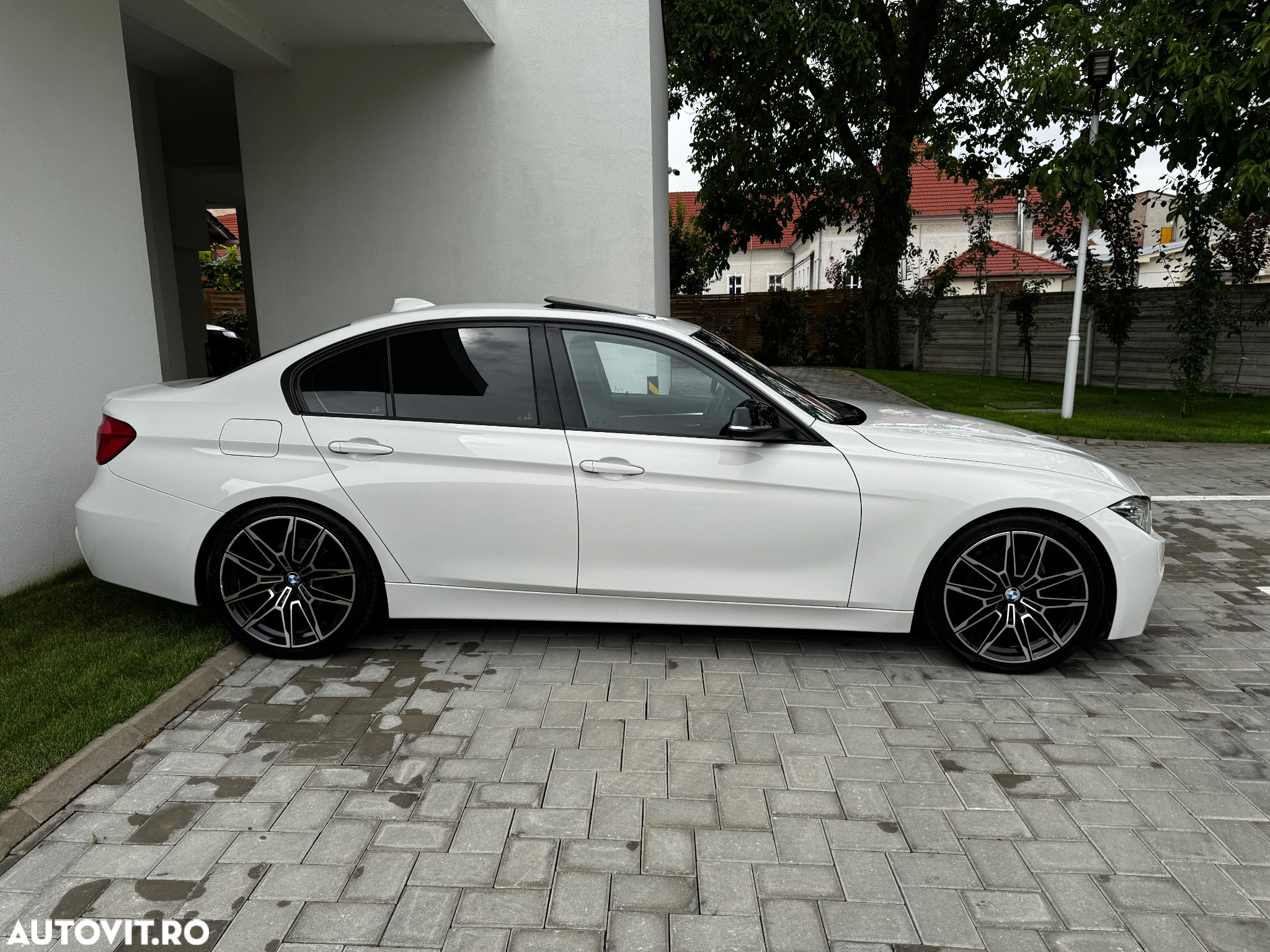 BMW Seria 3 - 10