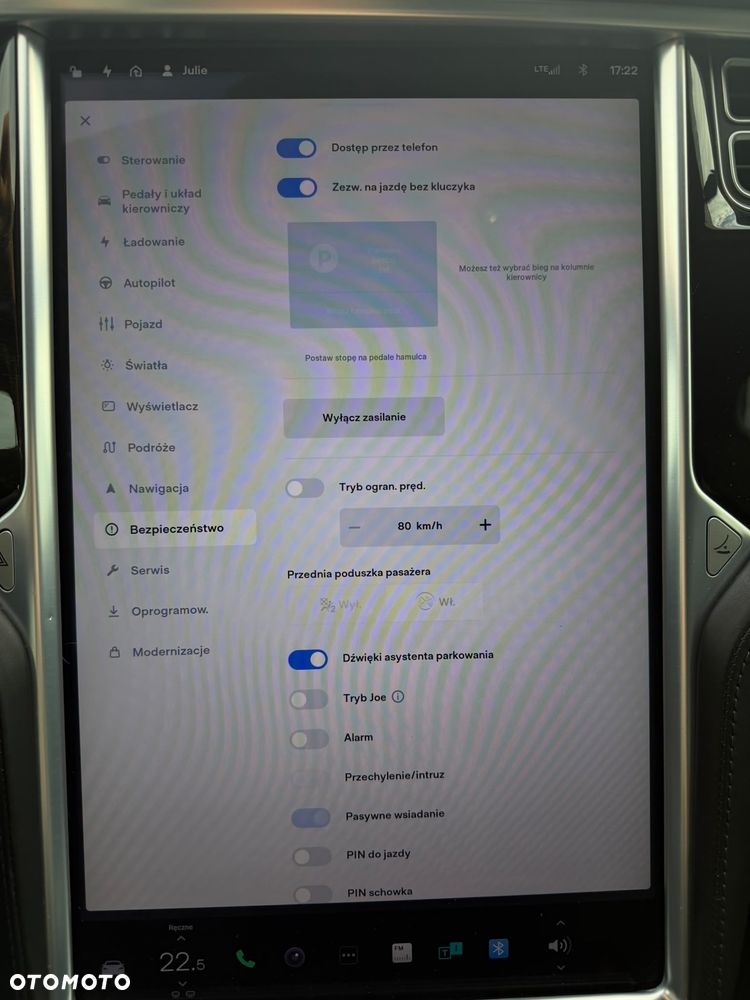 Tesla Model S - 28