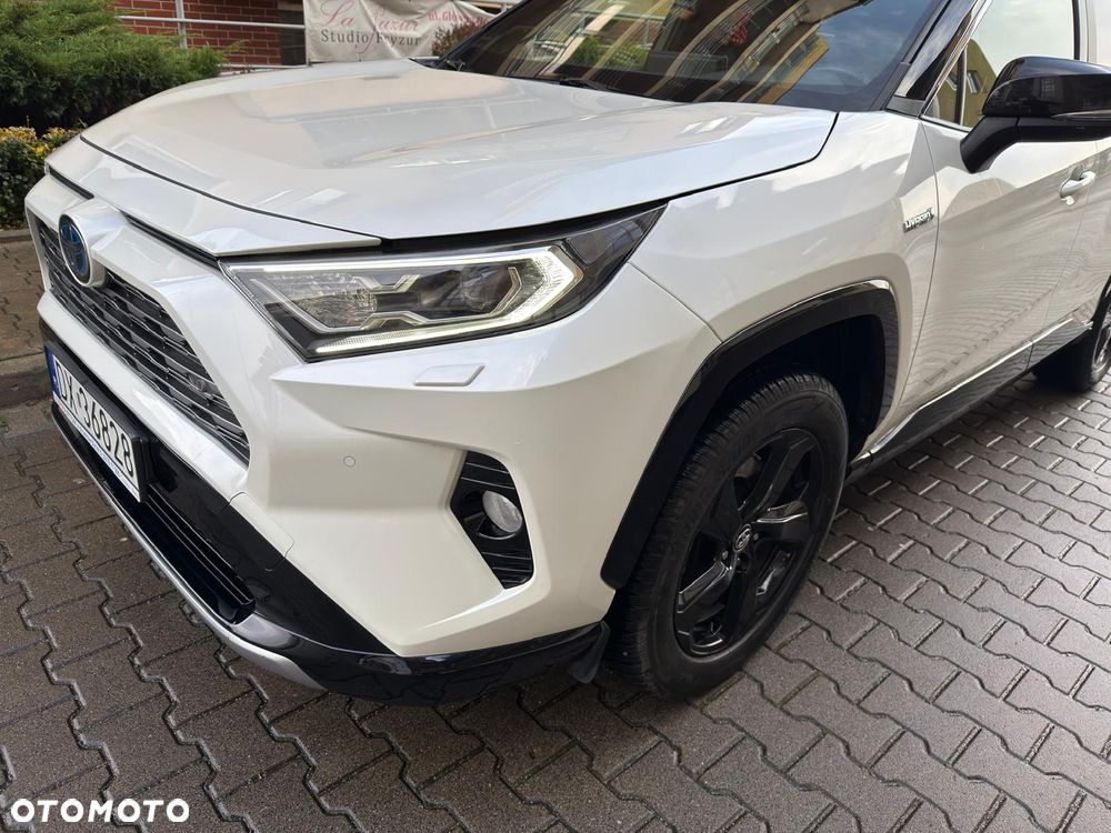 Toyota RAV4 - 18