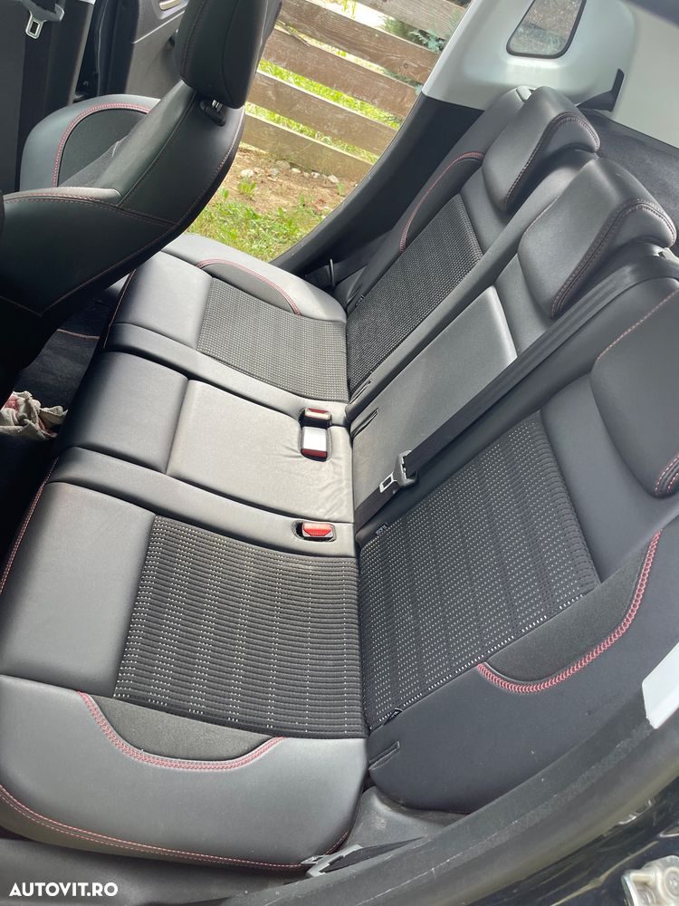 Peugeot 2008 1.2 PureTech Turbo GT-Line - 10