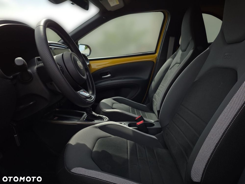 Toyota Aygo X Hybrid 1.5 Style e-CVT - 15