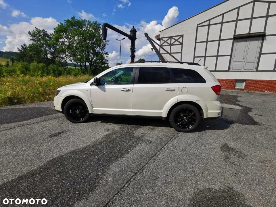 Fiat Freemont 2.0 Multijet Black Code AWD - 4