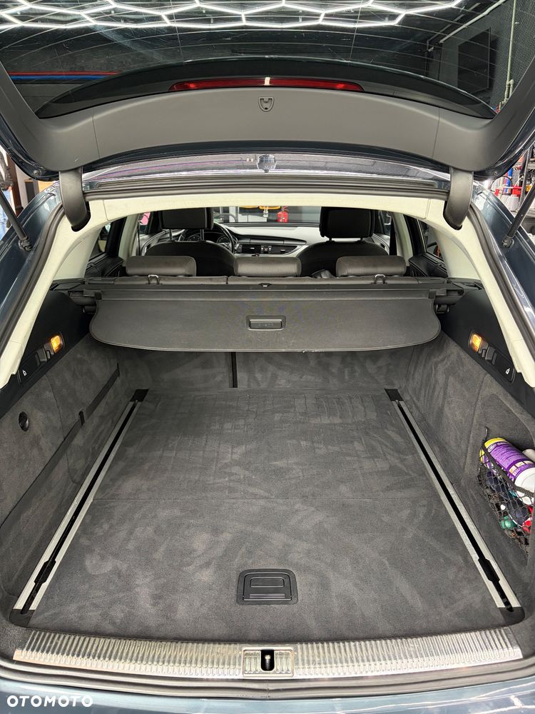 Audi A6 Avant 2.0 TDI Ultra S tronic - 8