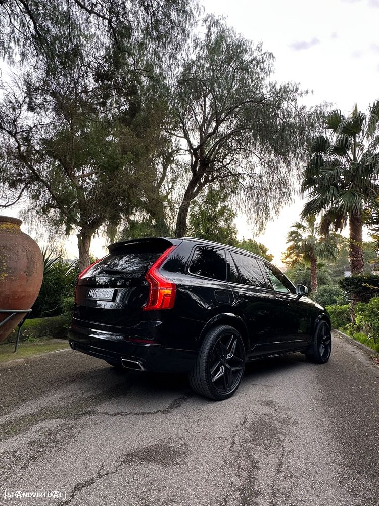Volvo XC 90 - 9