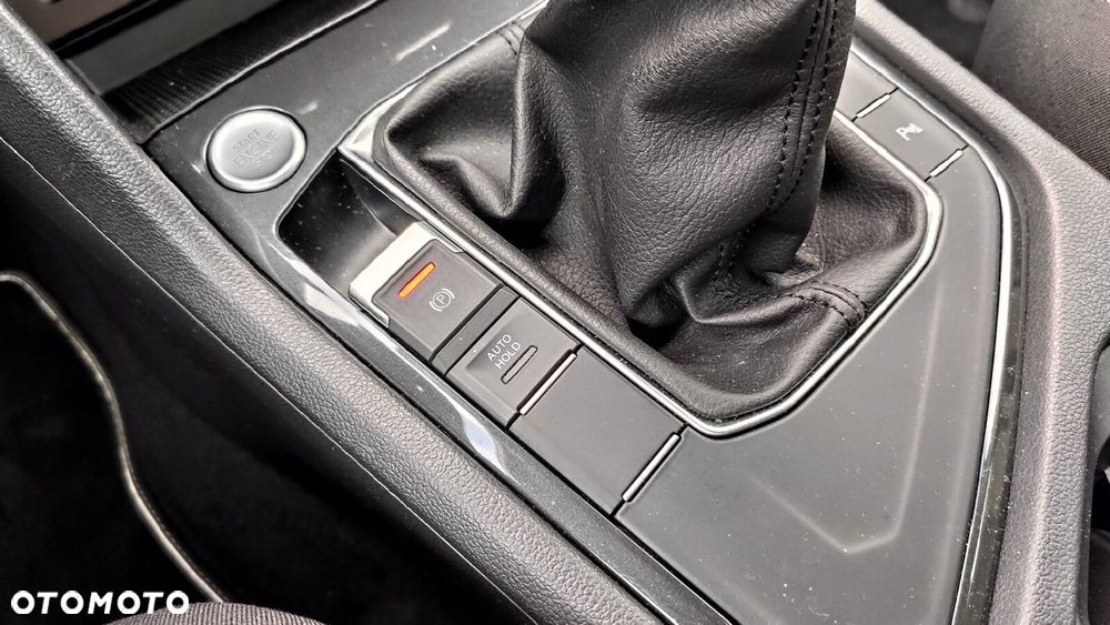 Volkswagen Tiguan - 29