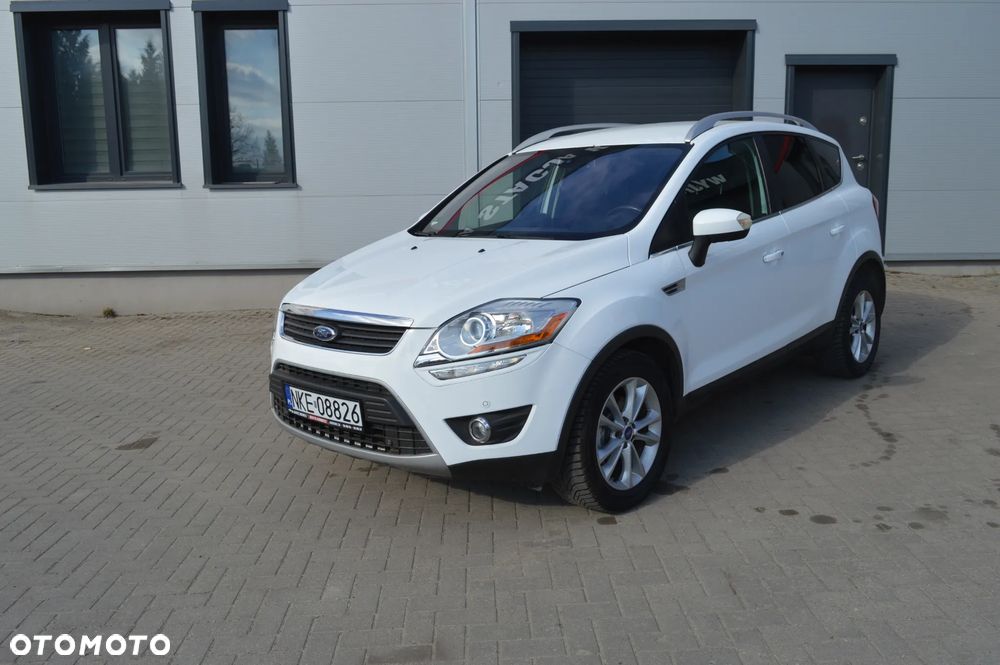 Ford Kuga 2.0 TDCi 2x4 Titanium - 4