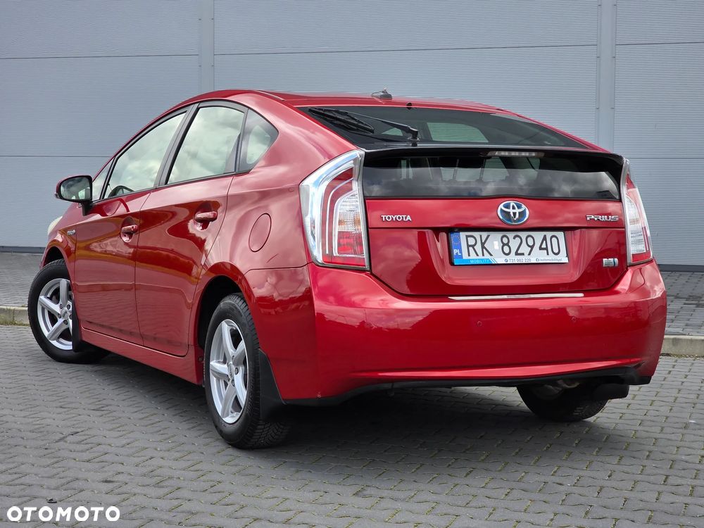 Toyota Prius - 3