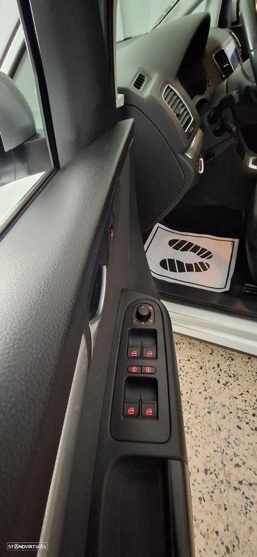VW Sharan 2.0 TDI Confortline DSG - 30