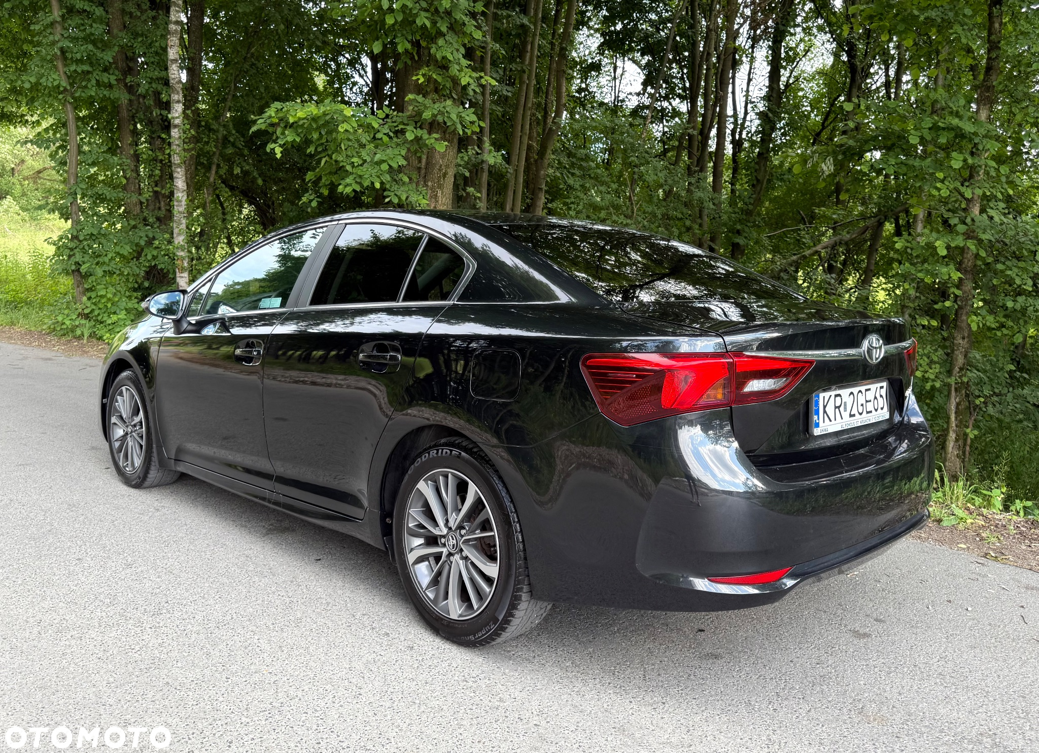 Toyota Avensis 1.8 Prestige - 11