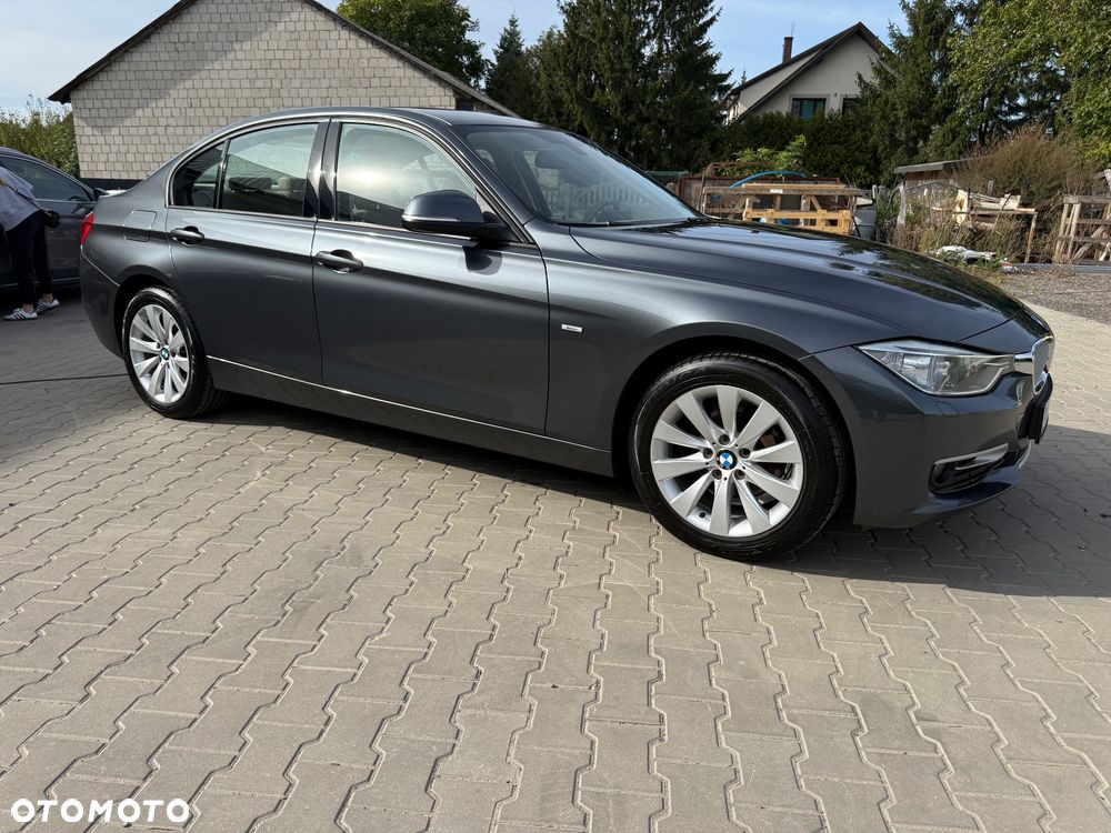 BMW Seria 3 - 1