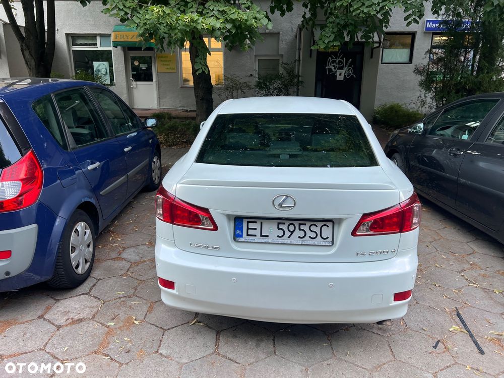 Lexus IS 200 D Prestige - 4