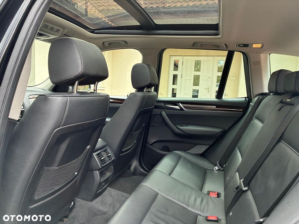 BMW X3 xDrive28i - 17