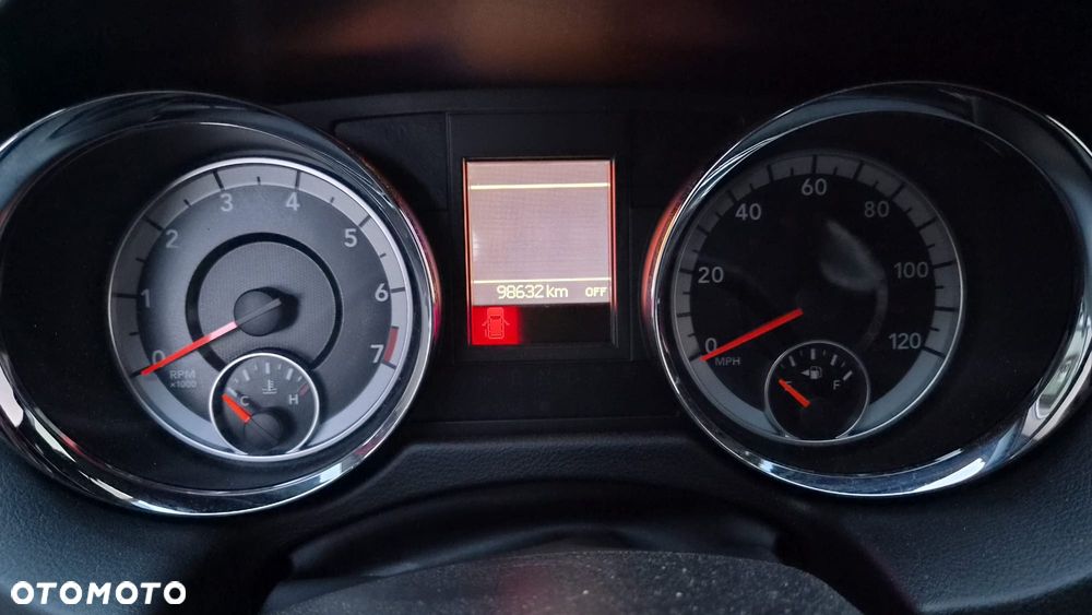 Dodge Grand Caravan - 26
