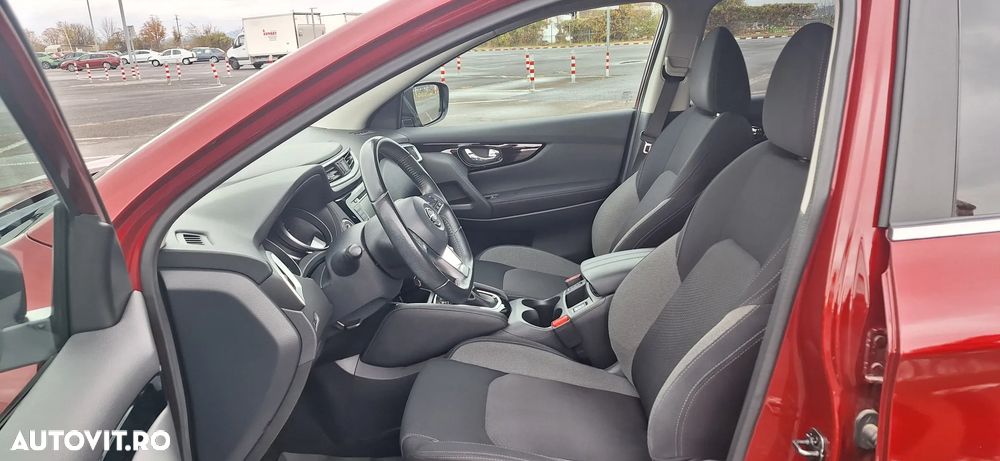 Nissan Qashqai 1.3 157CP 2WD DCT N-Connecta - 9