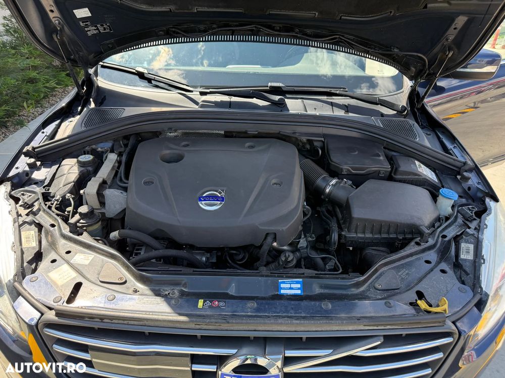 Volvo XC 60 D4 Geartronic Momentum - 3