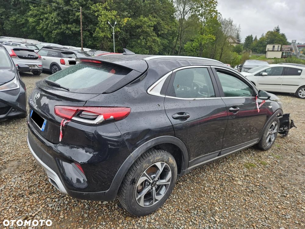Kia XCeed 1.6 CRDi PLATINUM EDITION - 2