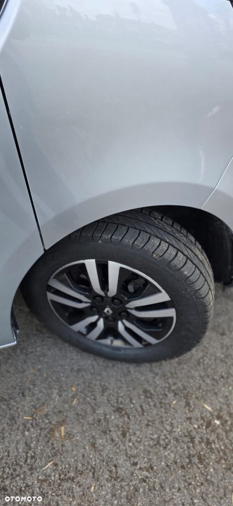 Renault Trafic 2.0 dCi - 17