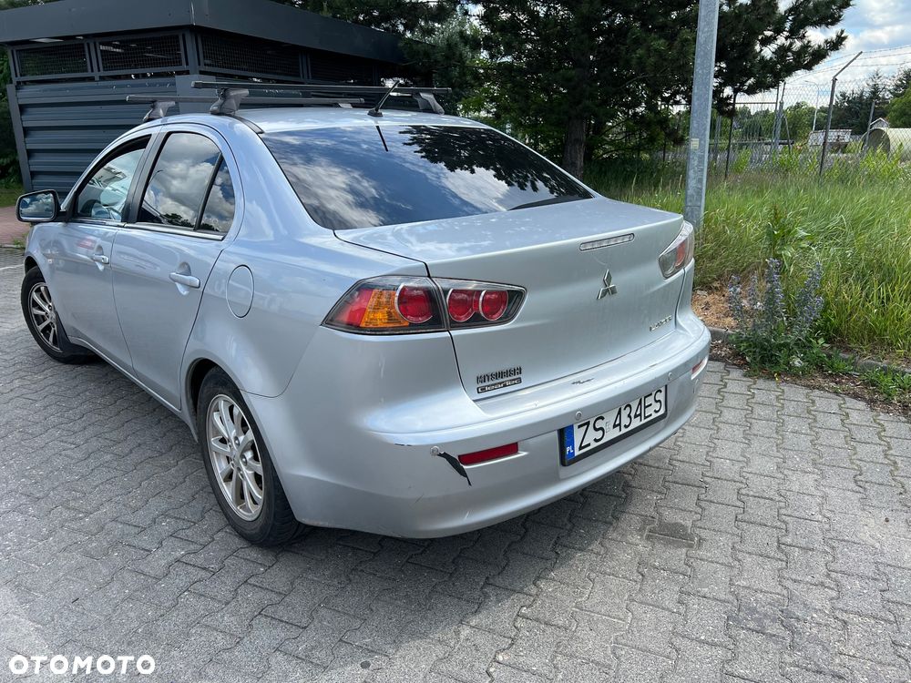 Mitsubishi Lancer 1.6 Inform - 4