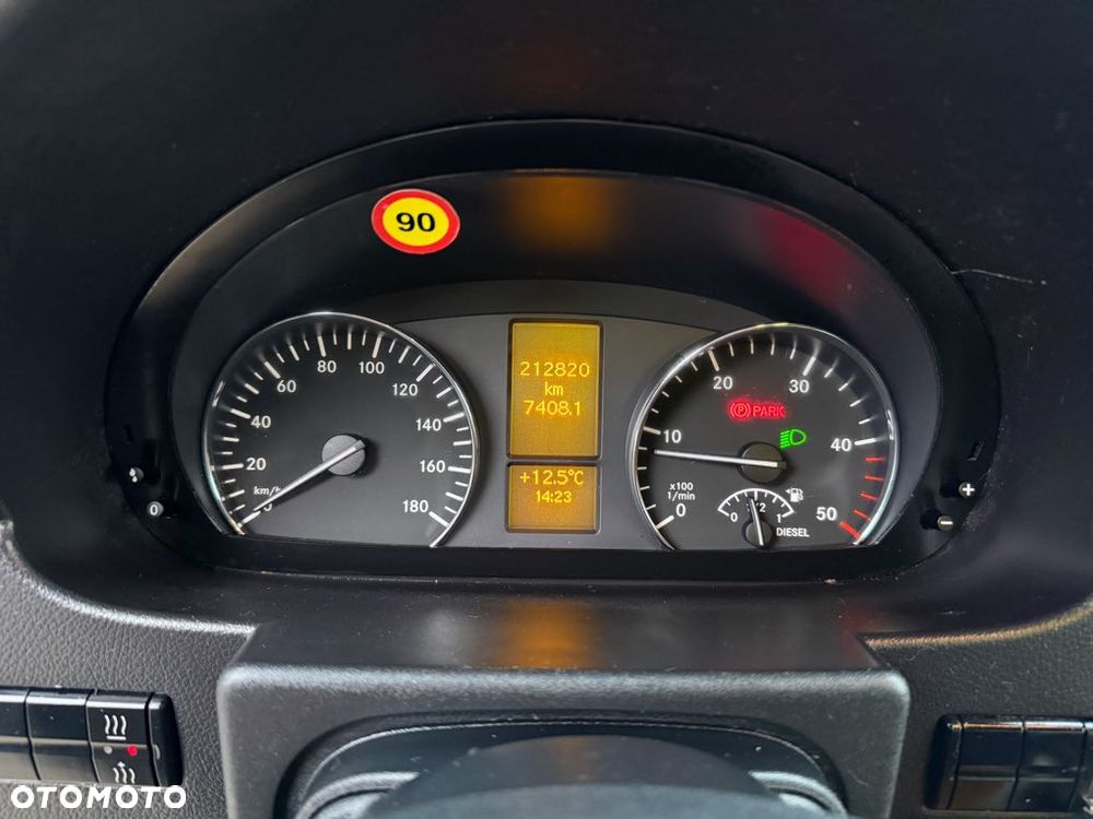 Mercedes-Benz Sprinter 516 Nr. Oferty: 20 - 8