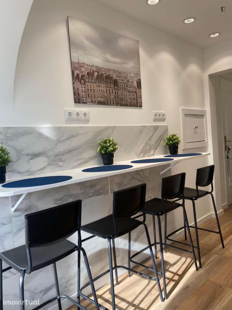 Quarto - localizado em Benfica Lisbon - Grande imagem: 4/21