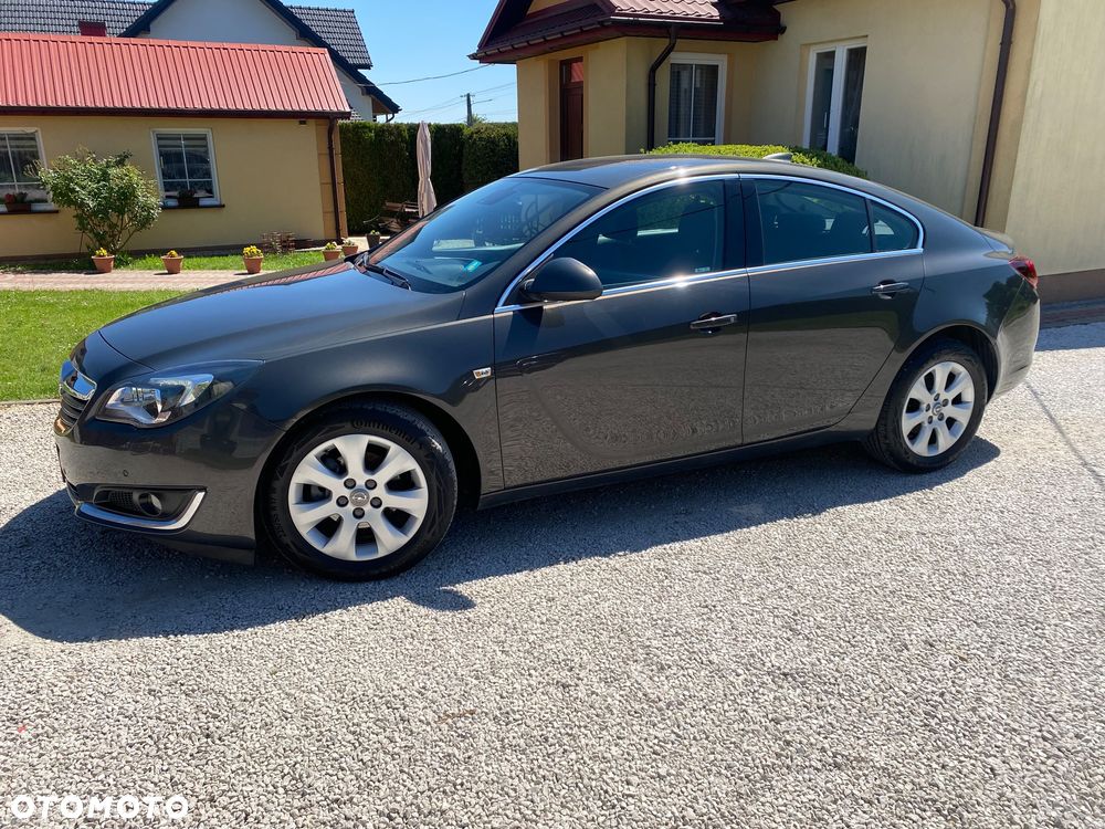 Opel Insignia 1.4 T Cosmo S&S - 9
