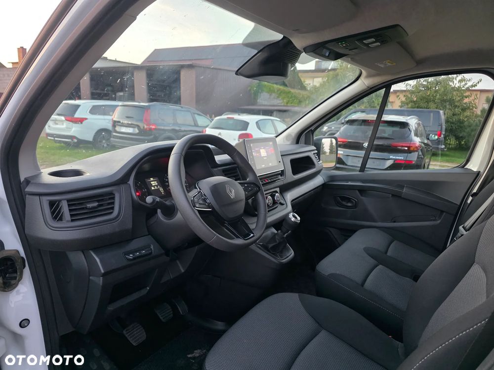 Renault Trafic - 24