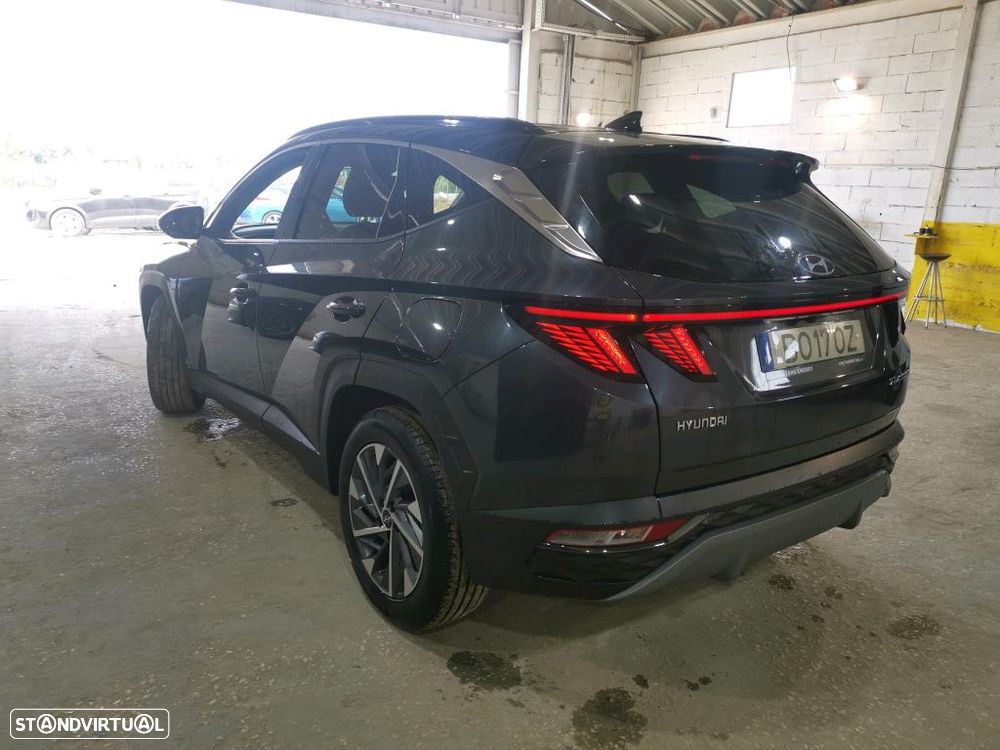 Hyundai Tucson 1.6 CRDi Vanguard - 2