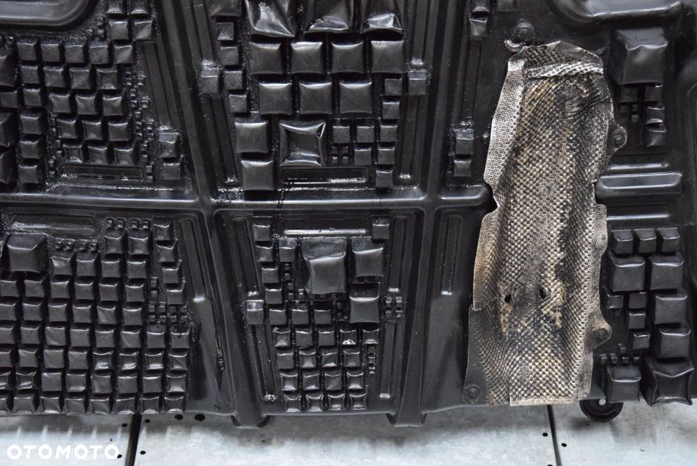 JEEP GRAND CHEROKEE WK OSŁONA POD SKRZYNIĘ - 5