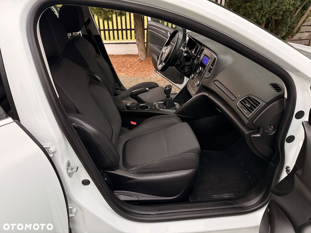 Renault Megane 1.5 Blue dCi Business - 19