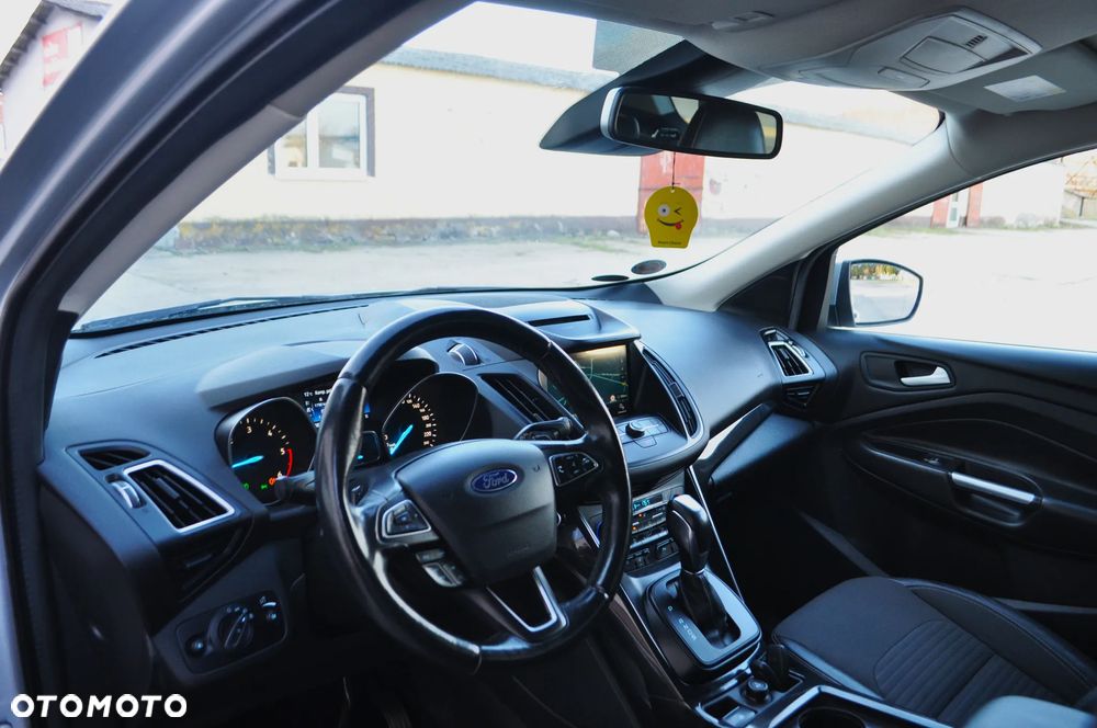 Ford Kuga 2.0 TDCi 4x4 Titanium - 12