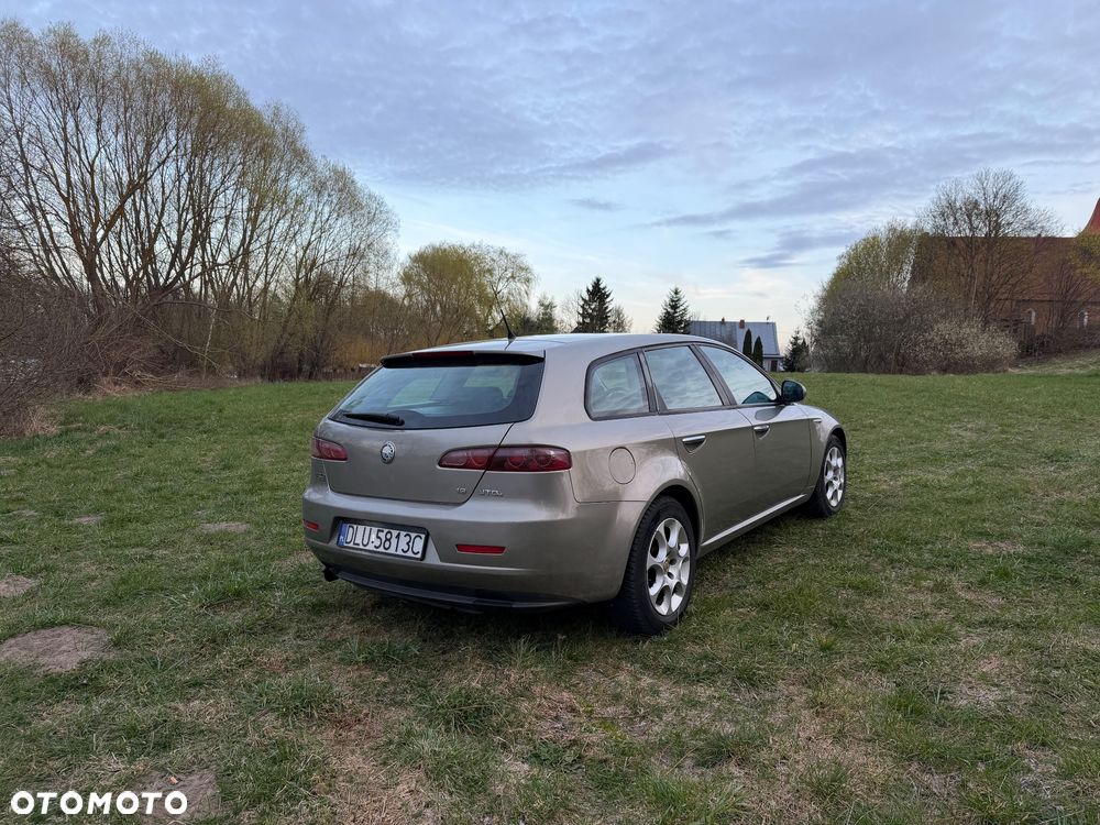 Alfa Romeo 159 1.9JTDM Impression - 4