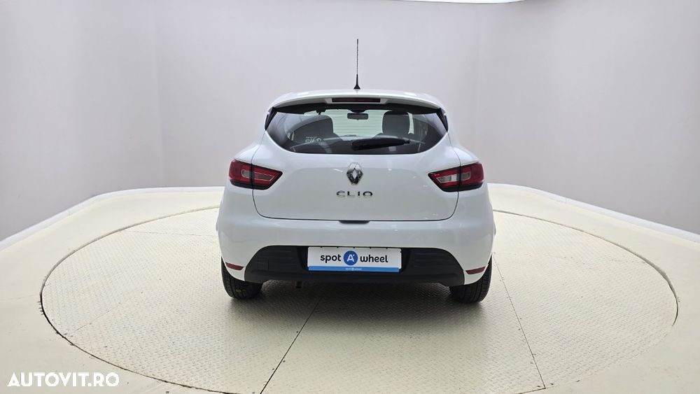 Renault Clio dCi Zen - 9