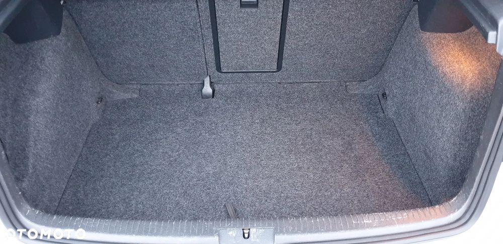 Volkswagen Golf 1.4 TSI Style - 23