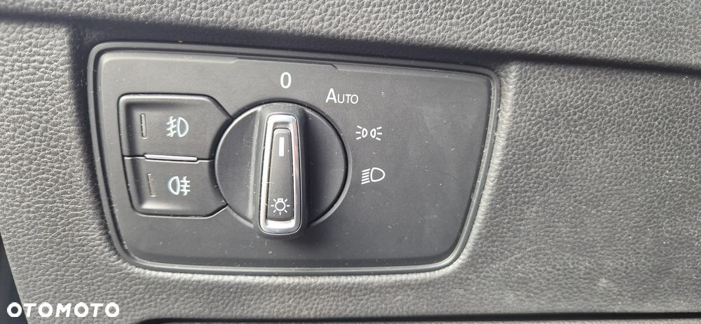 Volkswagen Passat 2.0 TDI SCR (BlueMotion Technology) DSG Comfortline - 27