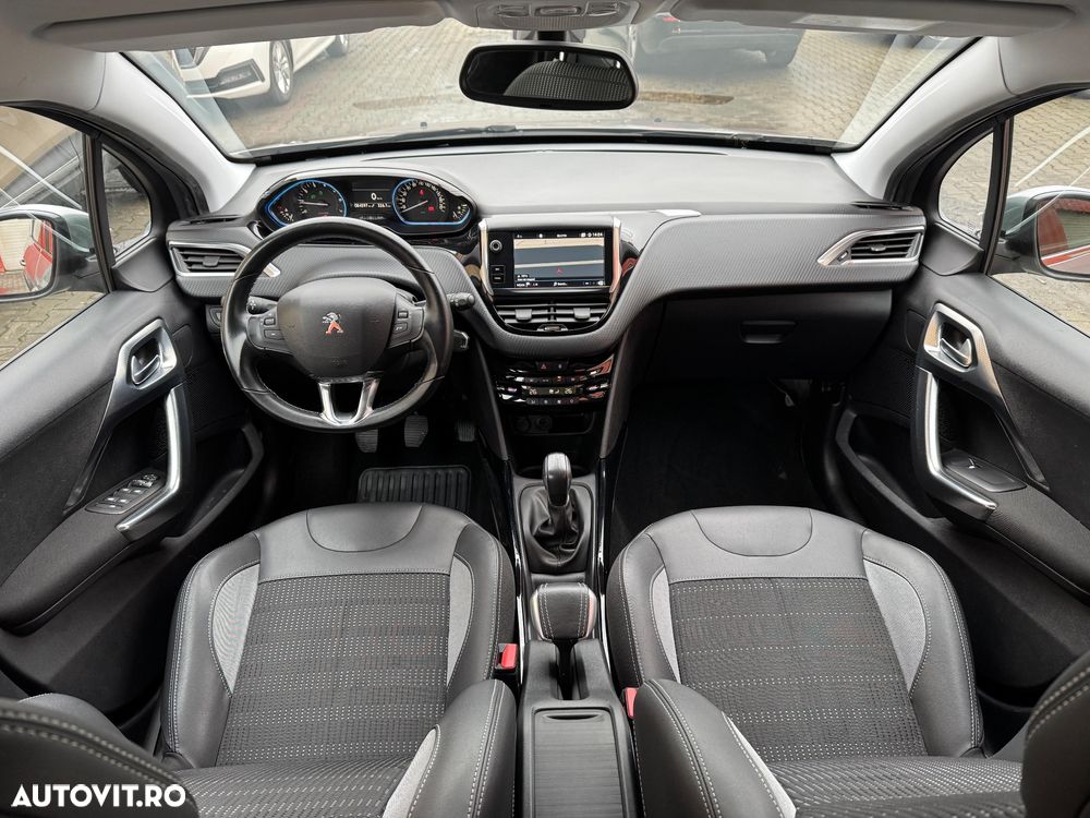 Peugeot 2008 PureTech 110 Stop&Start Active - 6